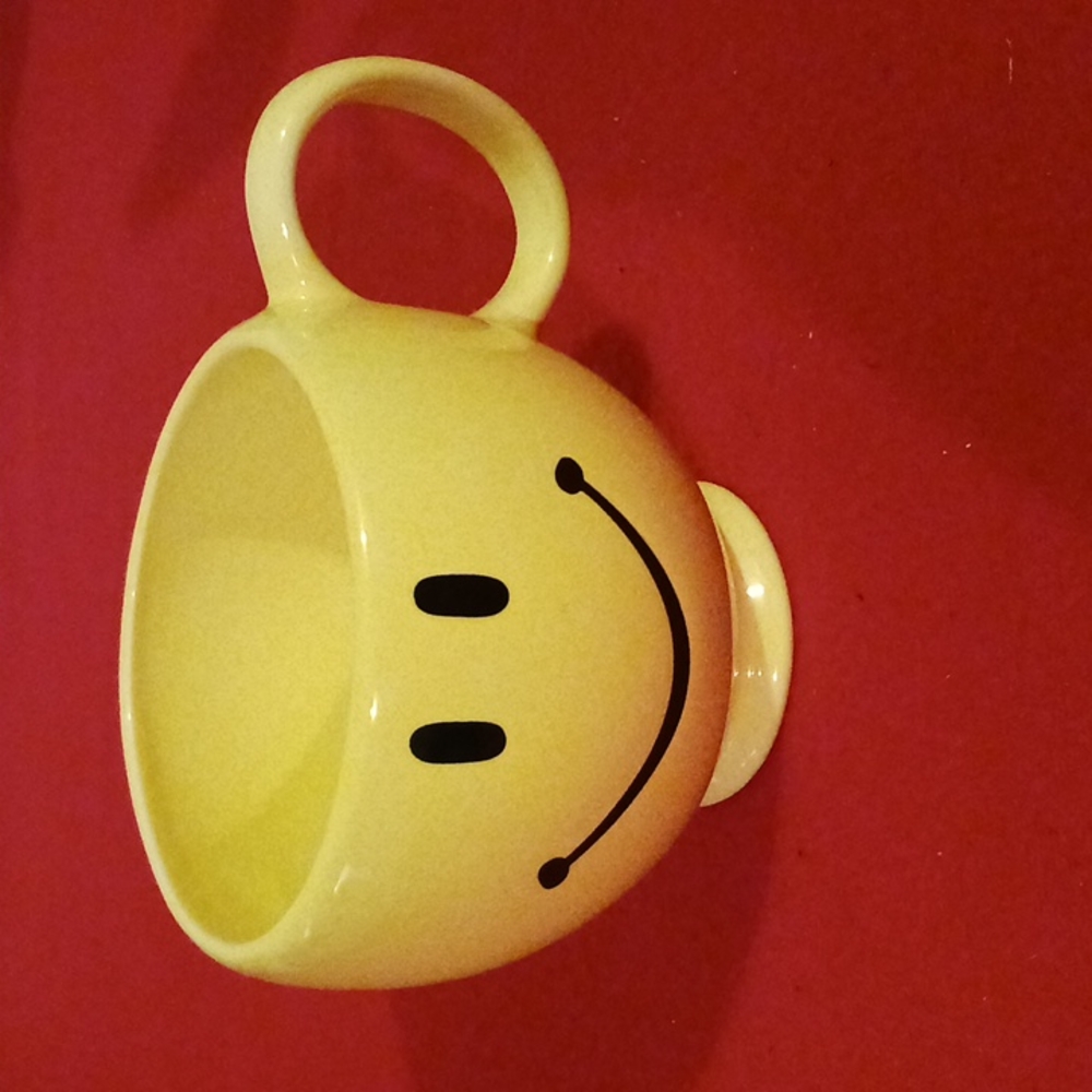 Teleflora smiley face mug large yellow cup planter